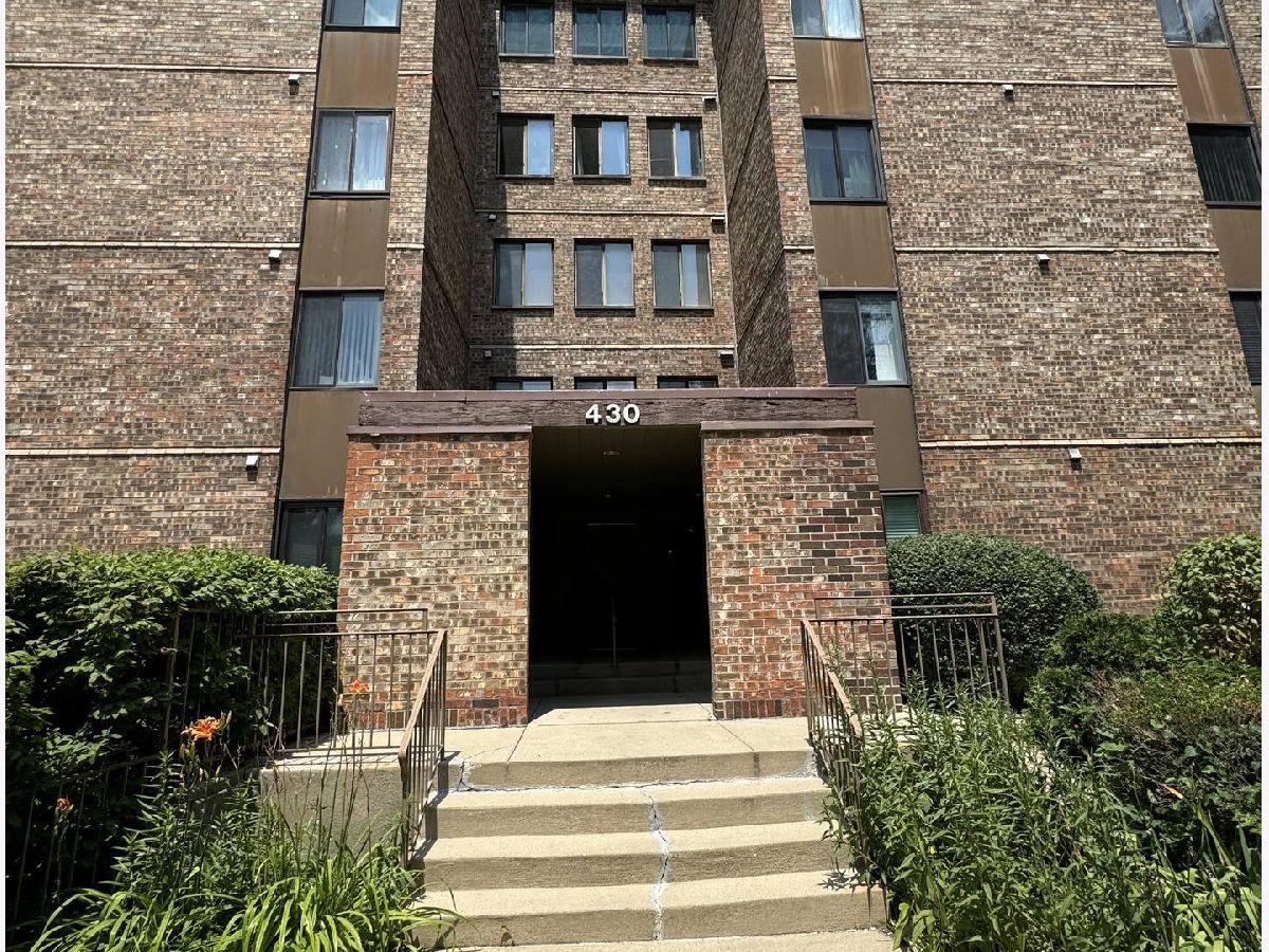 Condominiums Sold Walnut Creek Lisle Illinois, 430 Walnut Creek