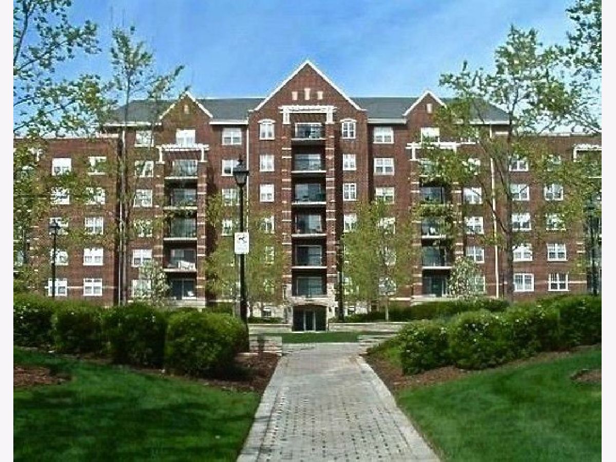 Condos & Townhomes Rented The Groves Of Palatine Palatine Illinois, 440 Mahogany