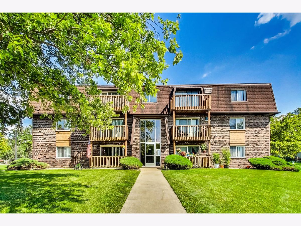 Condominiums Sold Wolf Point Mokena Illinois, 19398 Wolf