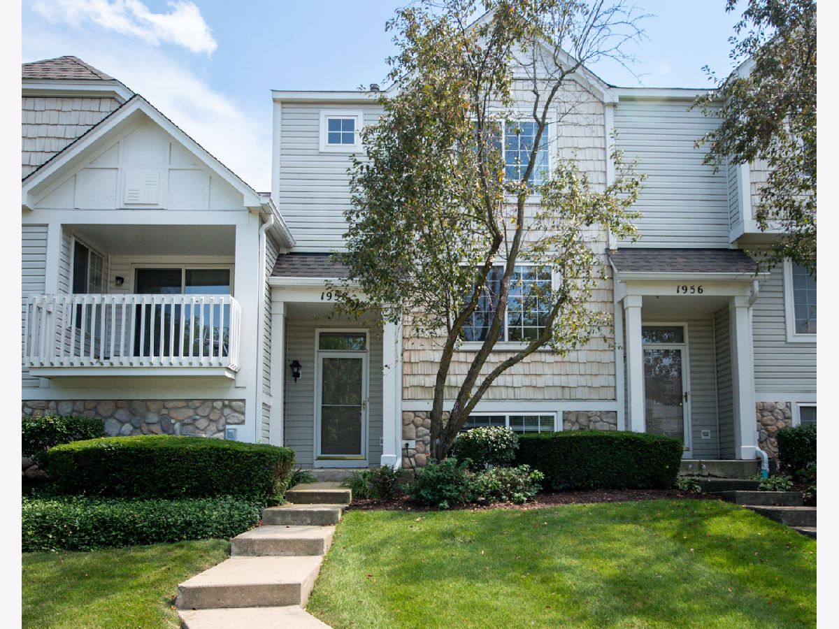 Townhomes Rented Coves Of Harbor Springs Aurora Illinois, 1958 Middlebury