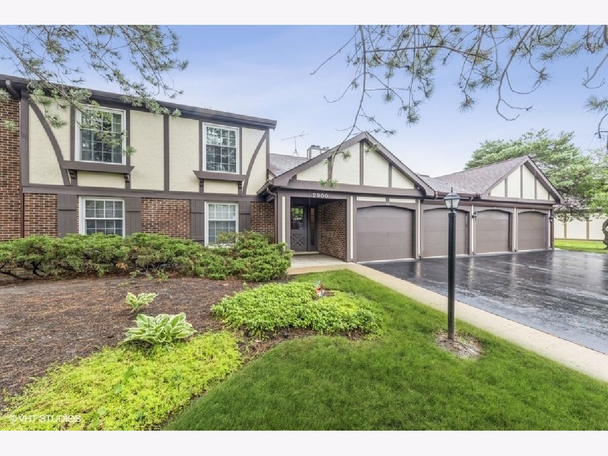 Condominiums & Homes Rented Willow Bend Rolling Meadows Illinois, 2900 Northampton