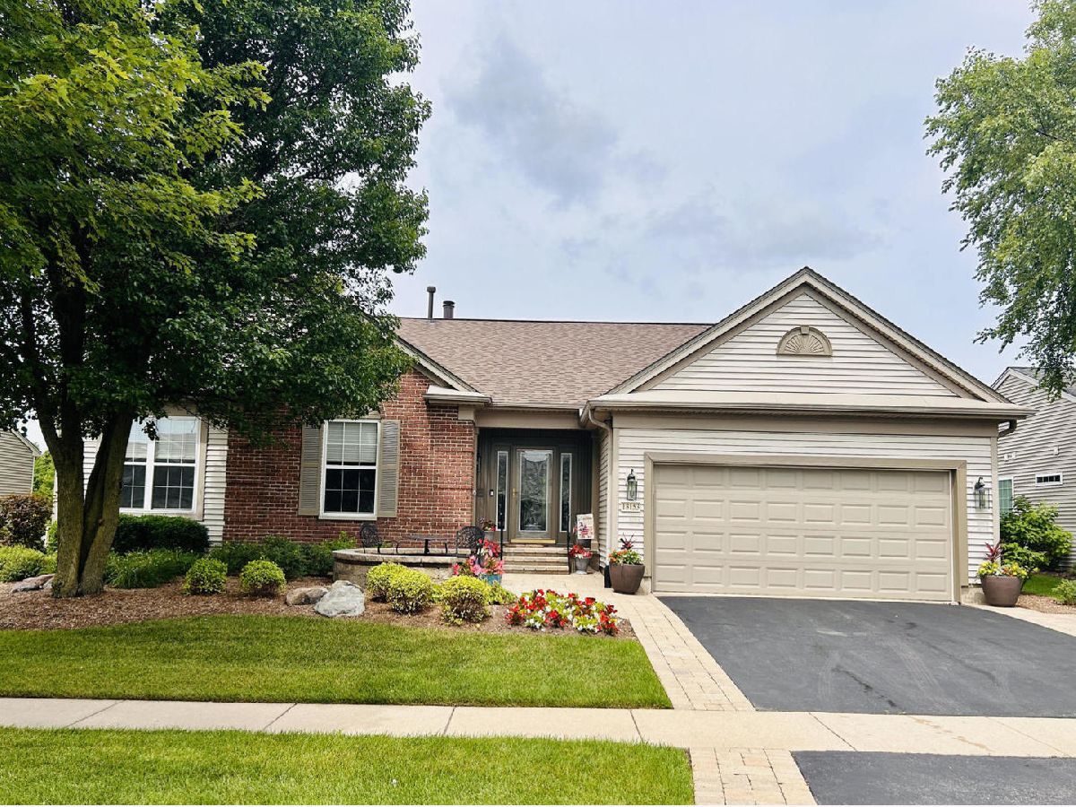 Homes & Condos & Townhomes Sold Del Webb Huntley Illinois, 13153 Farm Hill