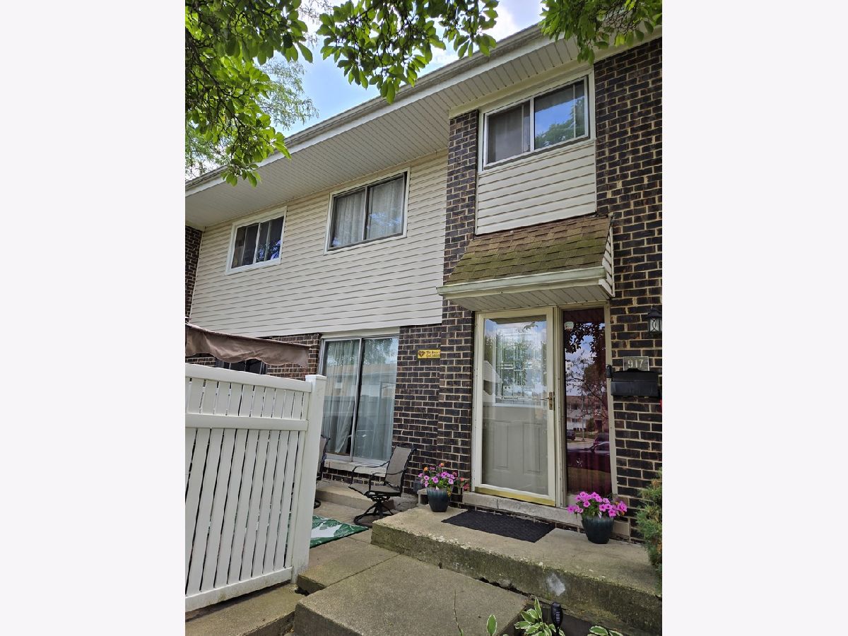 Townhomes Sold Russet Oaks University Park Illinois, 917 White Oak