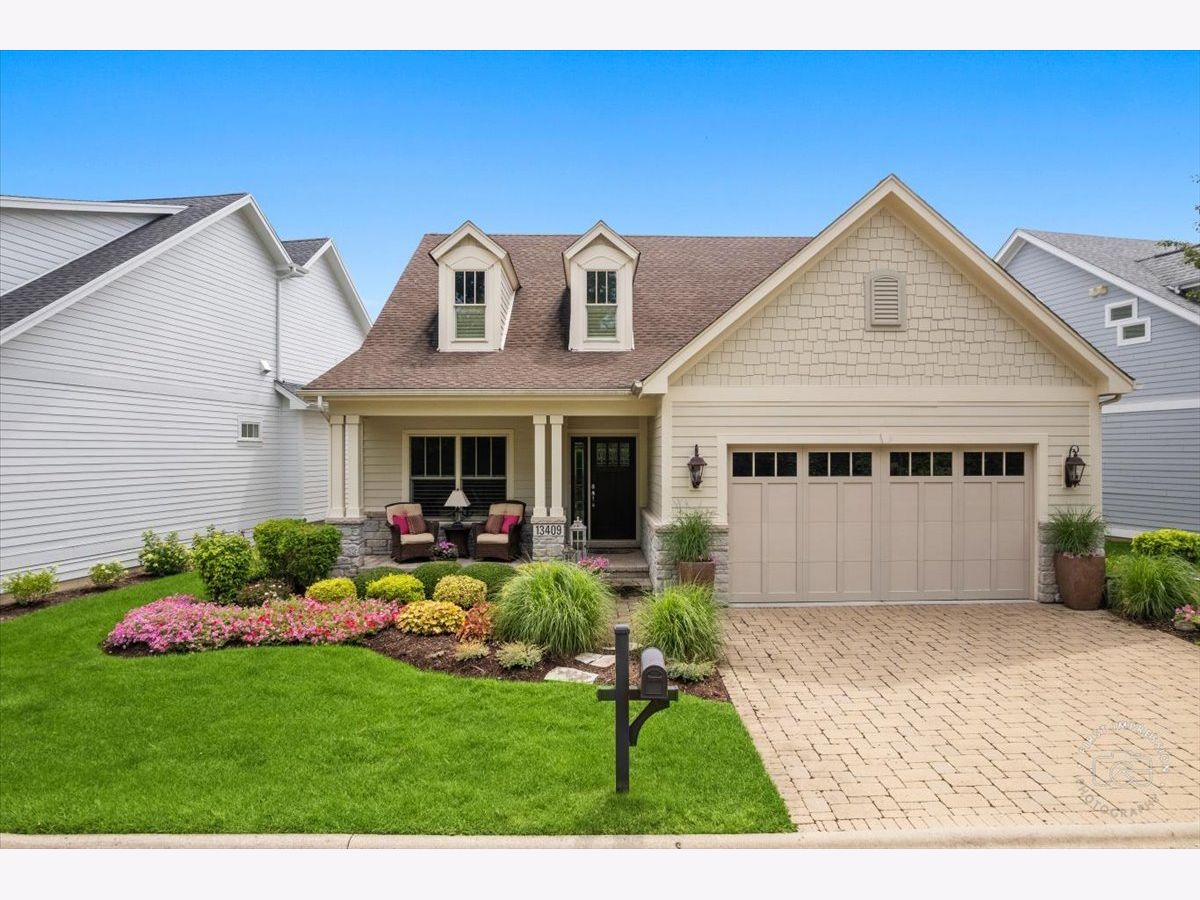 Homes & Condos & Townhomes Sold Lakelands Club Plainfield Illinois, 13409 Lake Mary