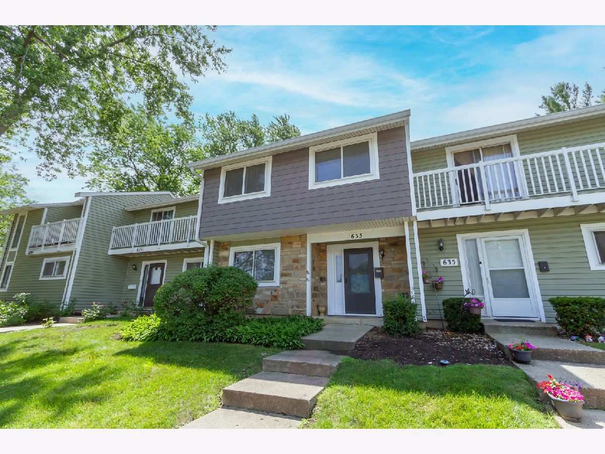 Townhomes Sold The Coves Bartlett Illinois, 633 Harbor