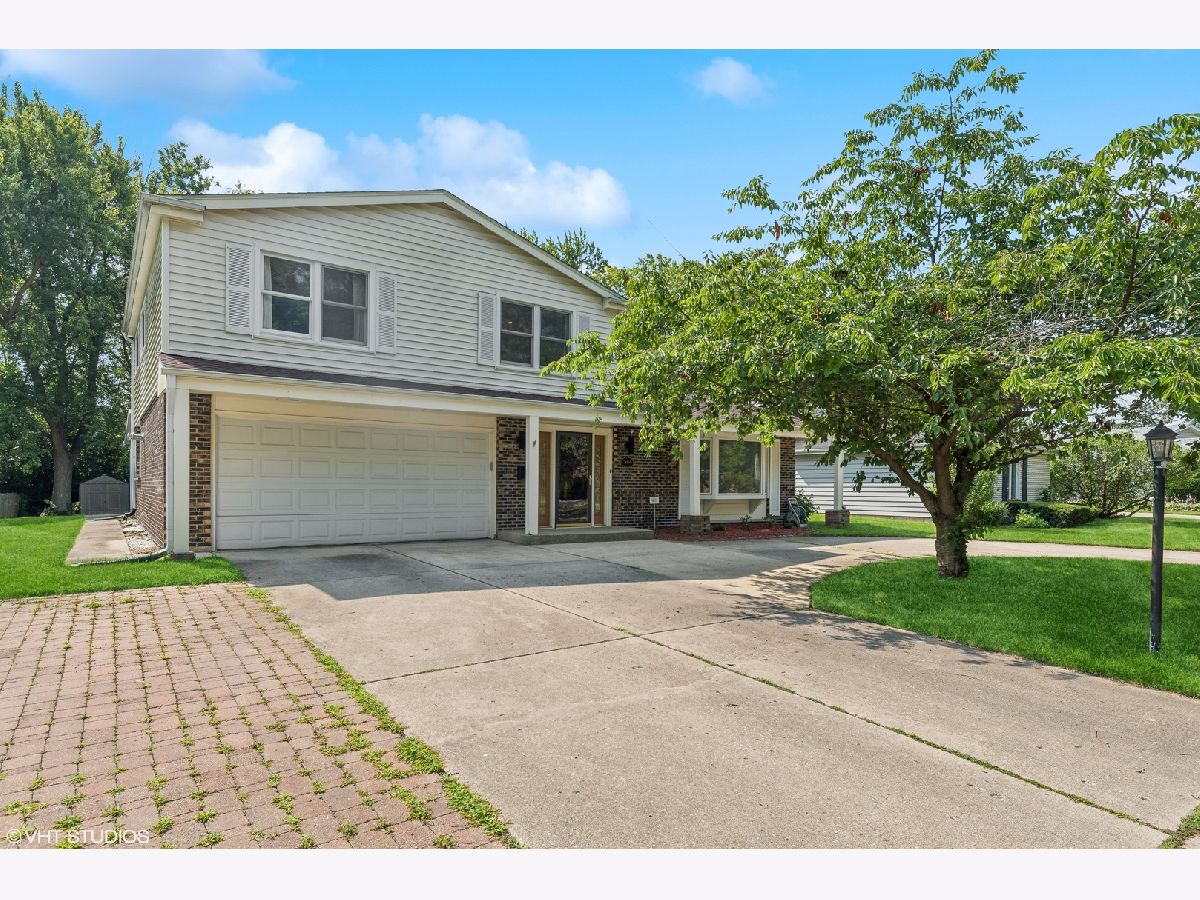 Homes Sold Willows Glenview Illinois, 3035 Mary Kay