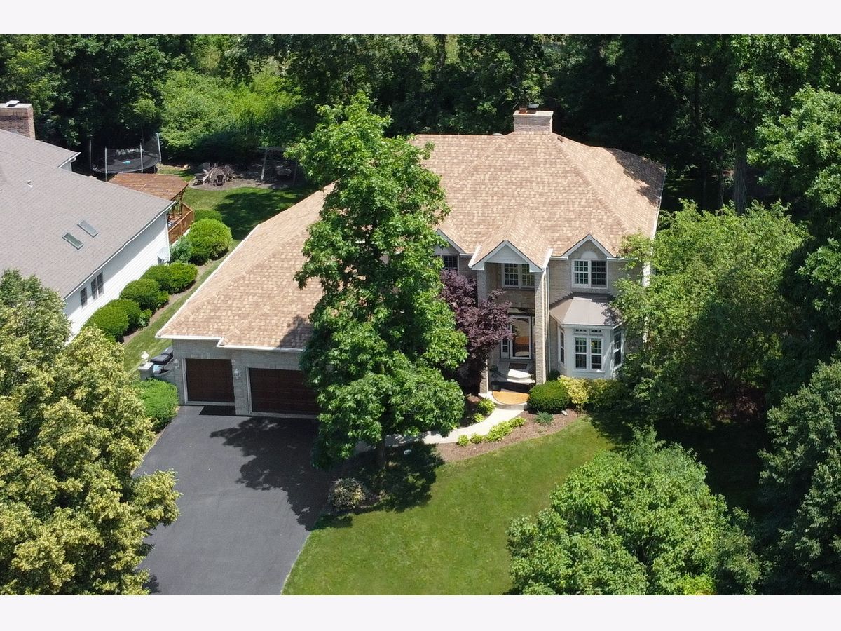 Homes Sold Bittersweet Woods Gurnee Illinois, 7592 Bittersweet