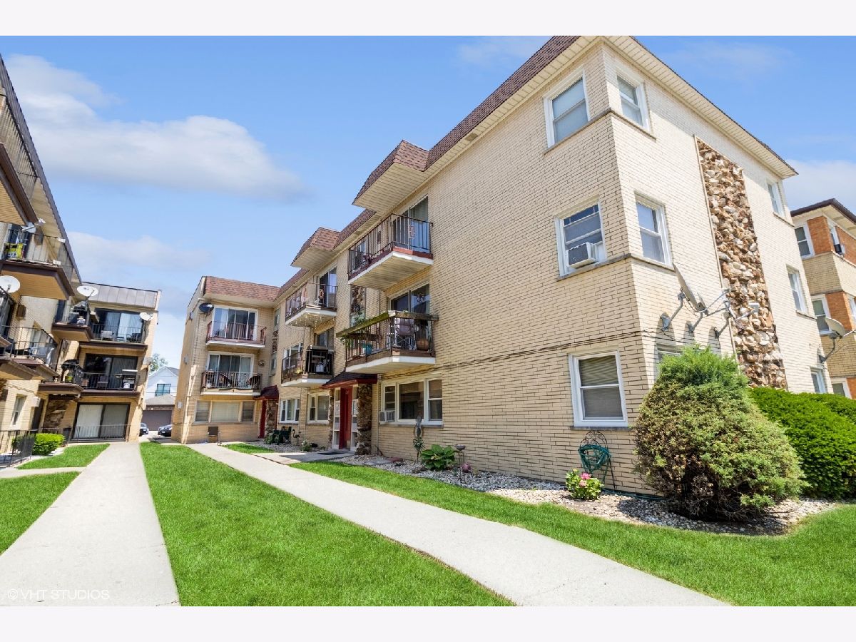  Sold Norwood Park Illinois, 6249 Northwest