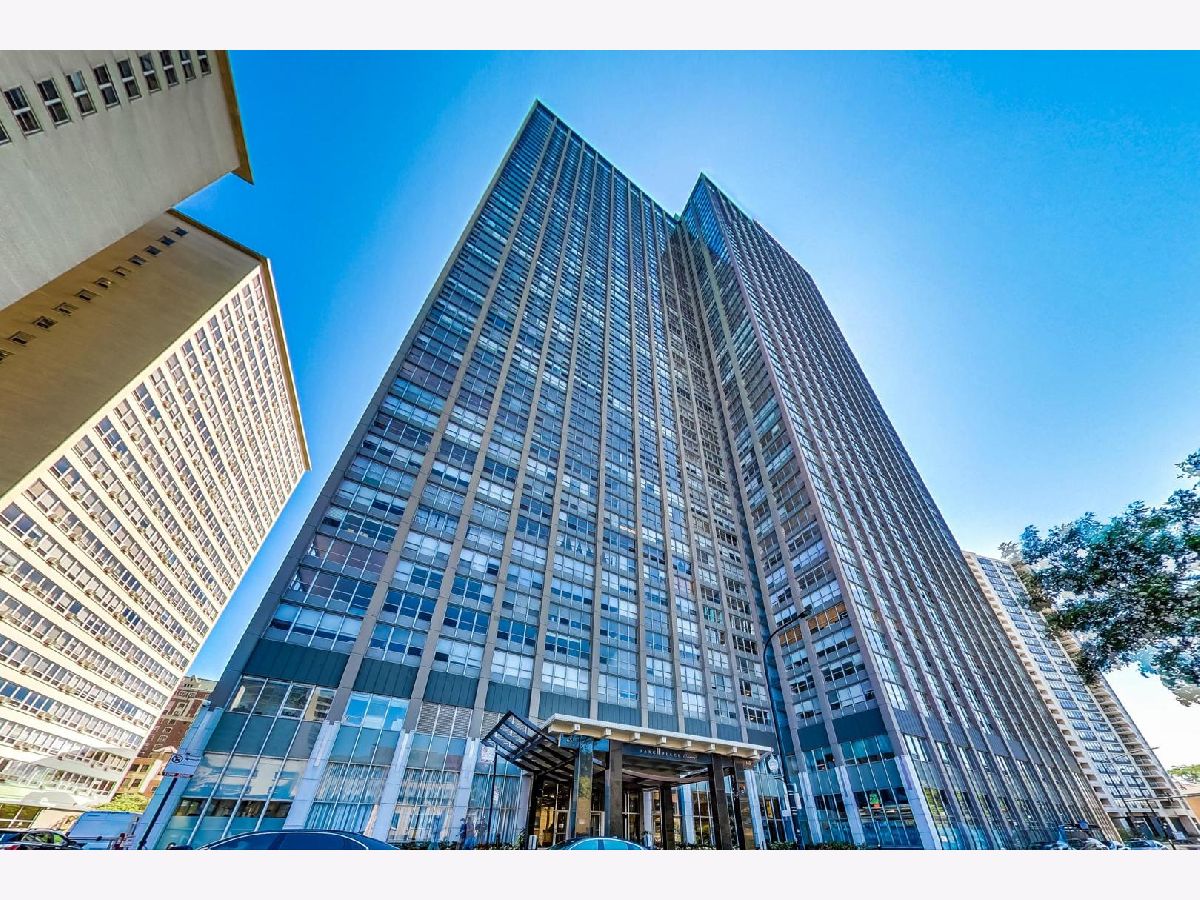 Condominiums Sold Park Place Tower Chicago Illinois, 655 Irving Park