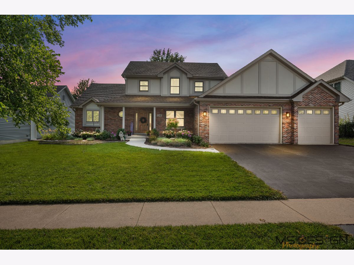 Homes & Townhomes Sold Heron Creek Sycamore Illinois, 2341 Dean