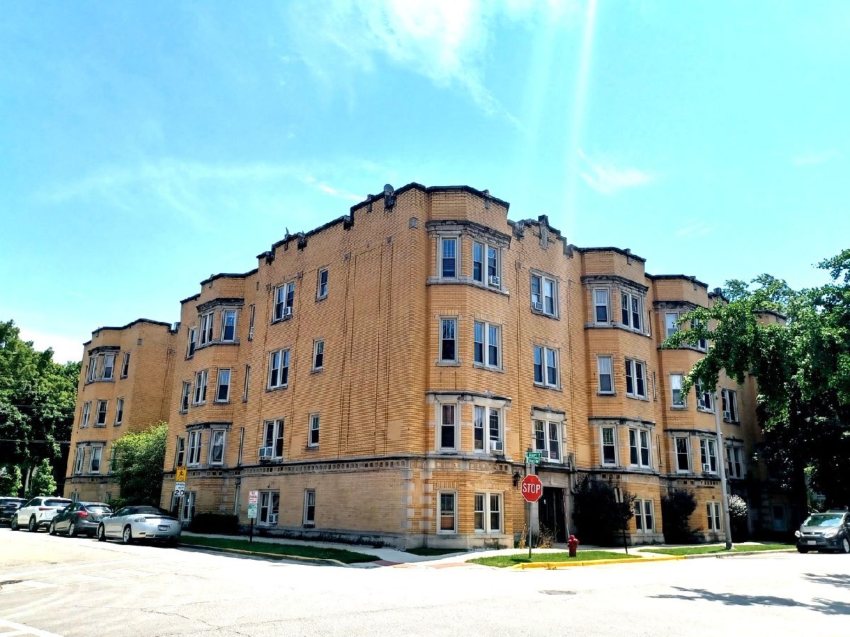 Condominiums Sold Morgan Court Forest Park Illinois, 7444 Adams