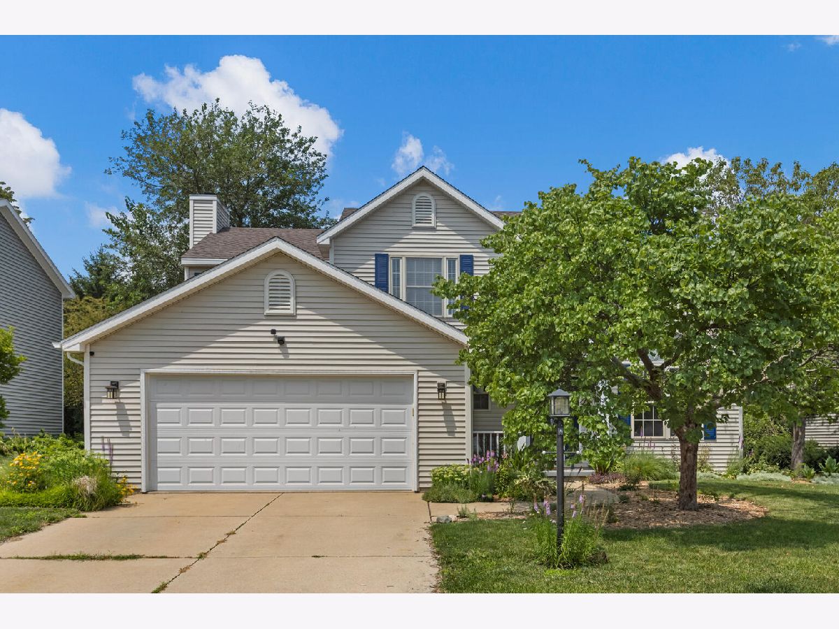 Homes & Condos & Townhomes Sold Prairie Fields Savoy Illinois, 504 Tomaras