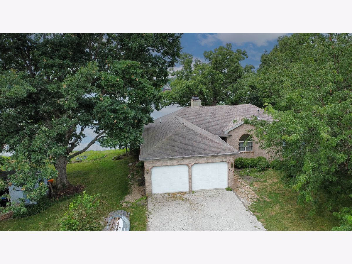 Homes Sold Lake Iroquois Loda Illinois, 107 Comanche