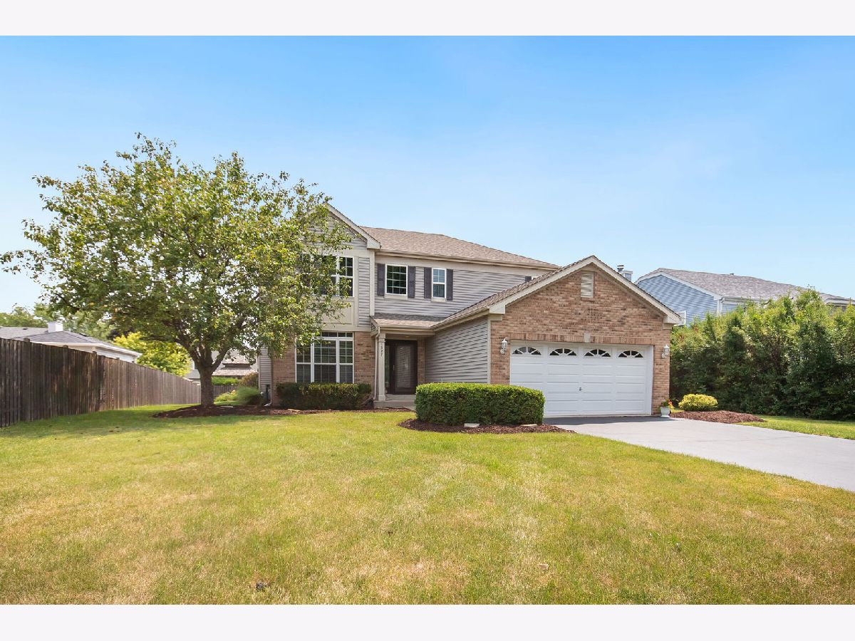 Homes Sold Bloomfield West Bolingbrook Illinois, 1527 Farmside