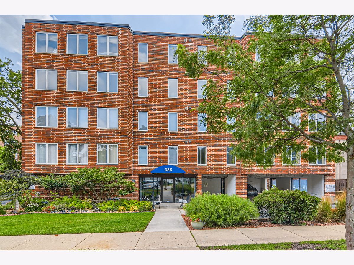 Condominiums Sold Liberty Manor Arlington Heights Illinois, 355 Miner