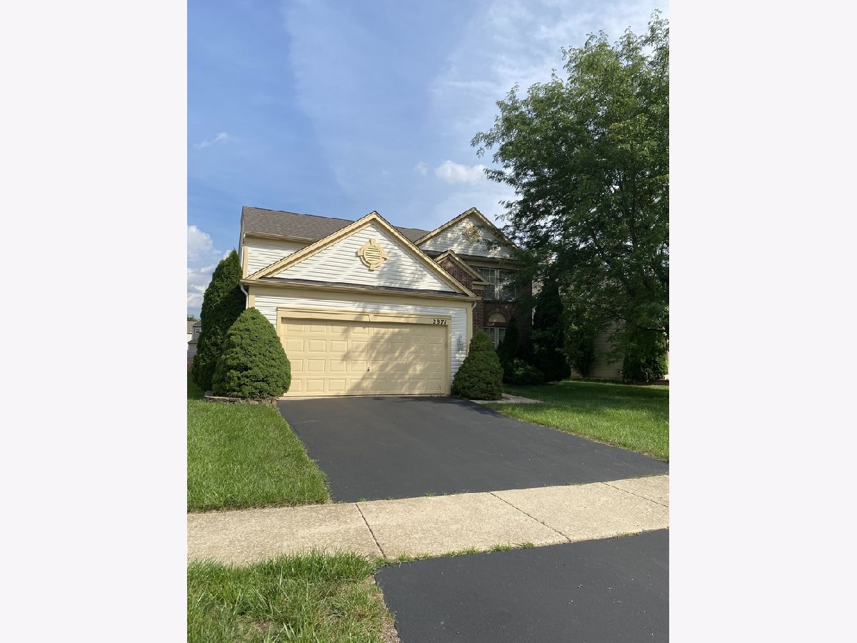 Homes & Townhomes Rented Harbor Springs Aurora Illinois, 2871 Coastal