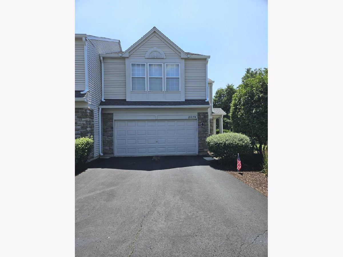 Homes & Townhomes & Condos Sold Auburn Lakes Plainfield Illinois, 11829 Ford