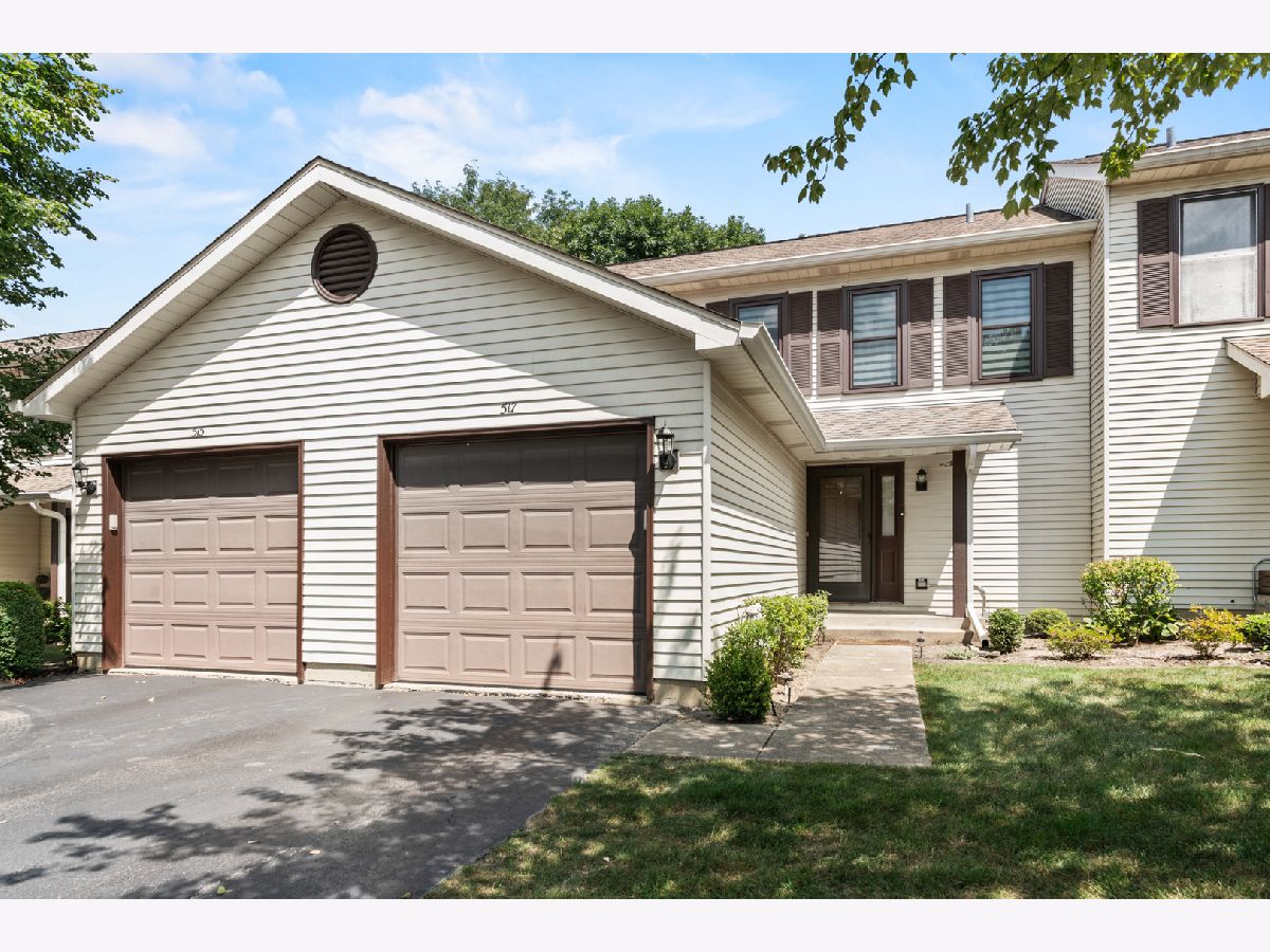 Townhomes Sold Creekside Villas Palatine Illinois, 517 Villa Circle