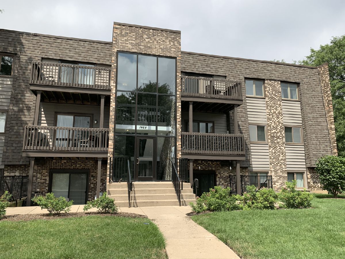 Condominiums Rented Drake Terrace Wheaton Illinois, 1464 Stonebridge