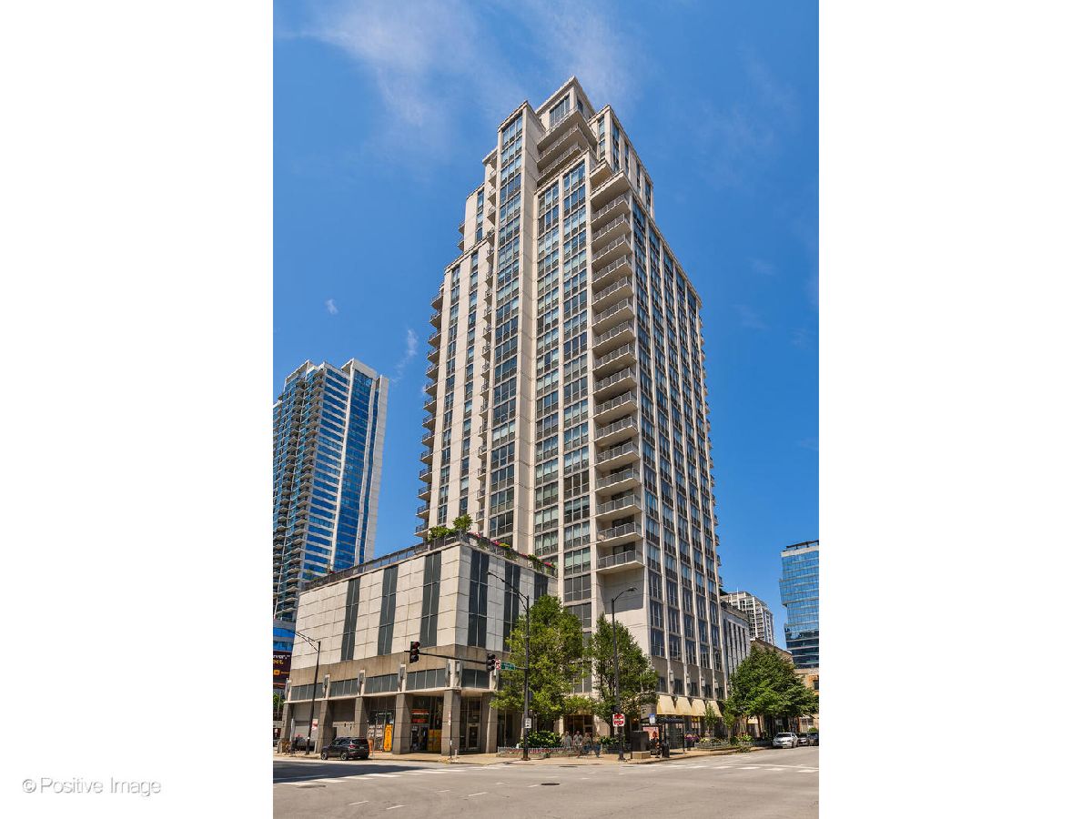 Condominiums Sold The Grand On Grand Chicago Illinois, 200 Grand