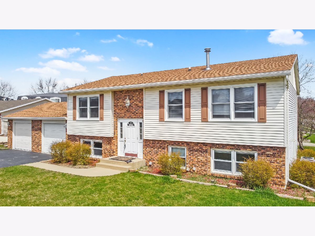  Rented Bourbonnais Illinois, 210 William R Latham Sr