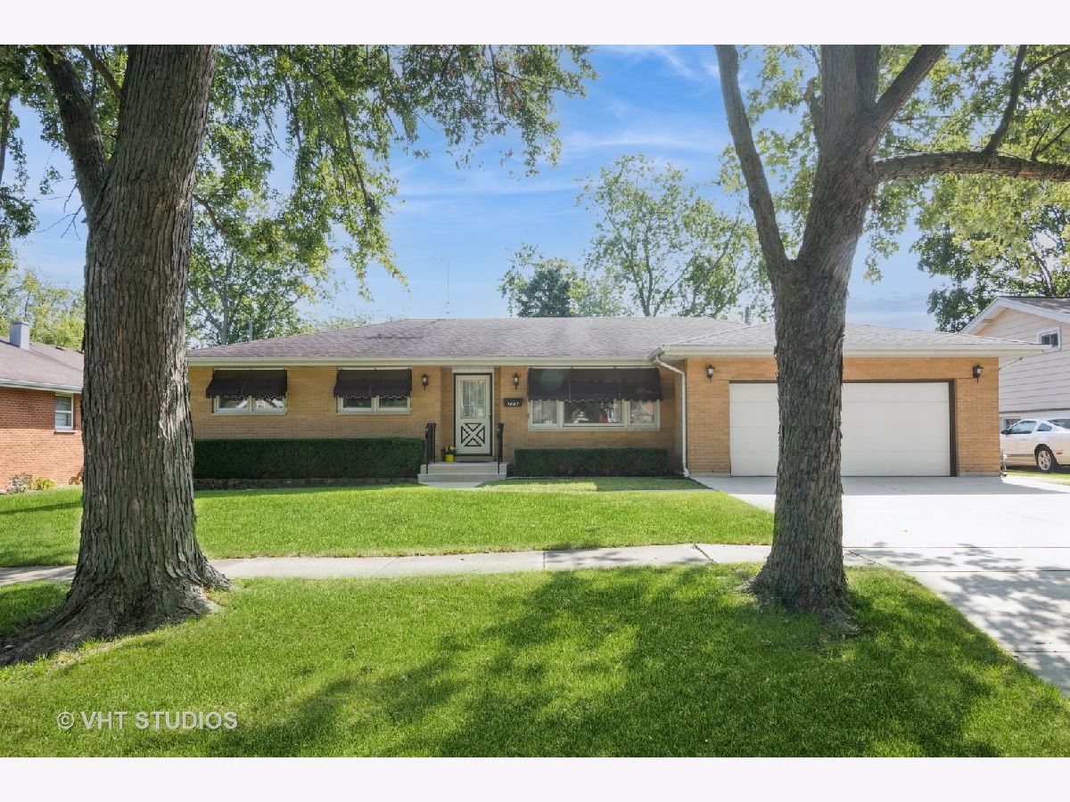 Homes Sold Columbia Heights Steger Illinois, 3607 Halsted