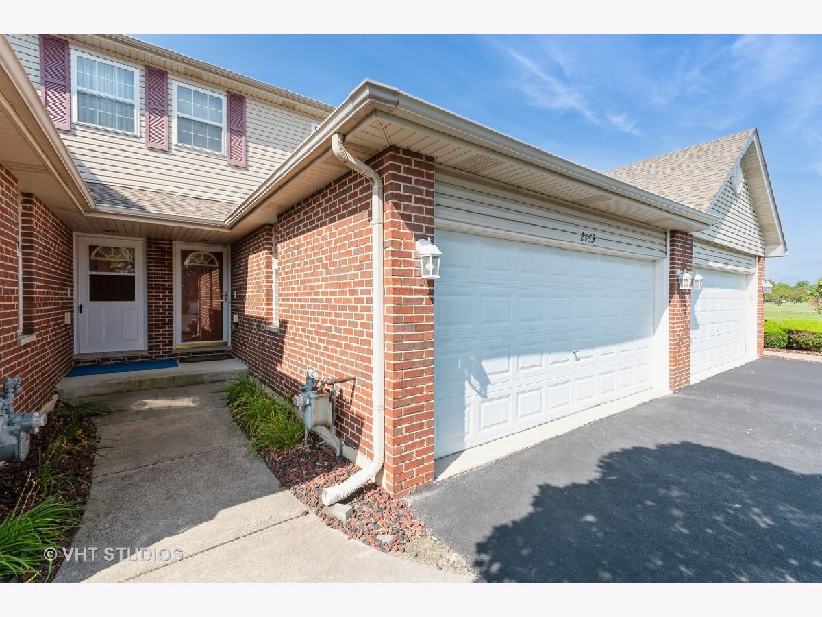Townhomes & Condos & Homes Sold Nantucket Lakes New Lenox Illinois, 2753 Foxwood