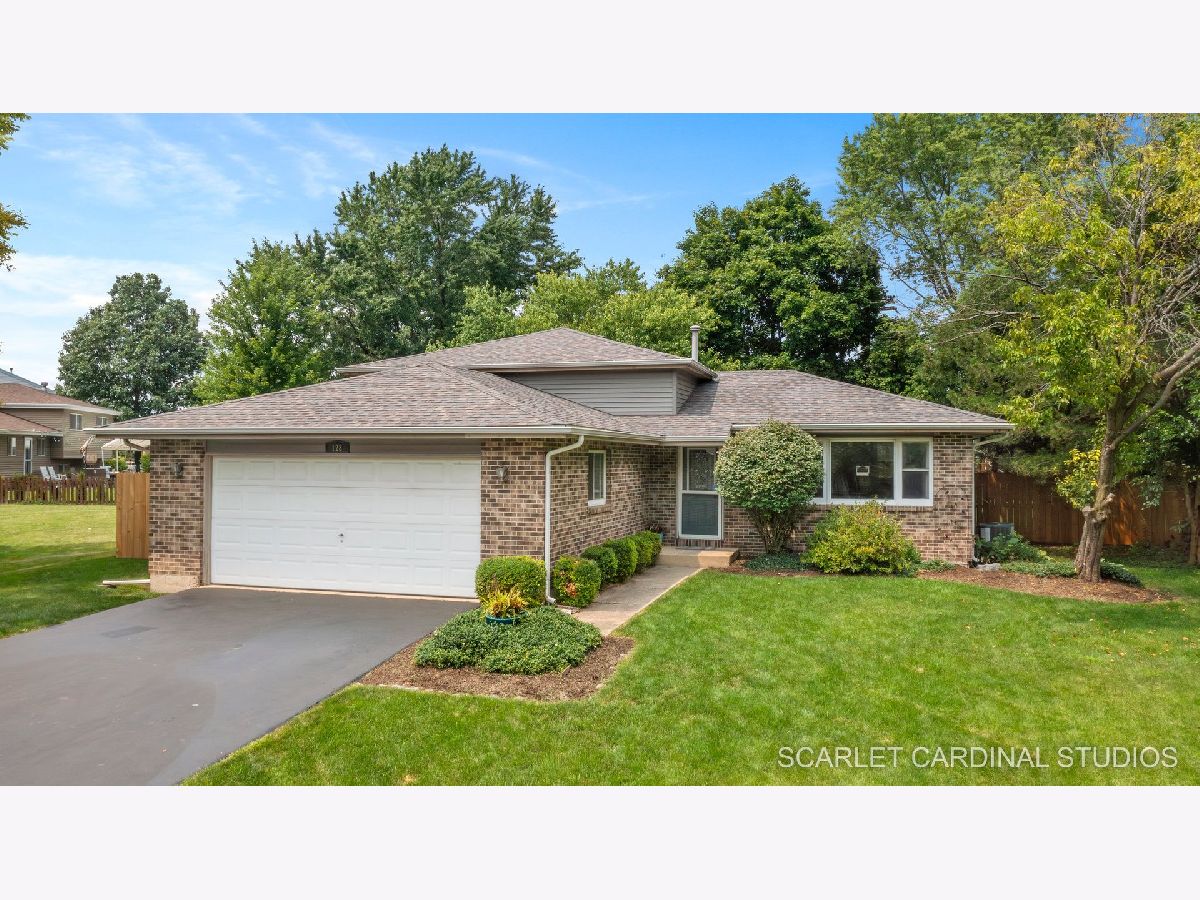 Homes Sold Shore Heights Oswego Illinois, 128 Kevin
