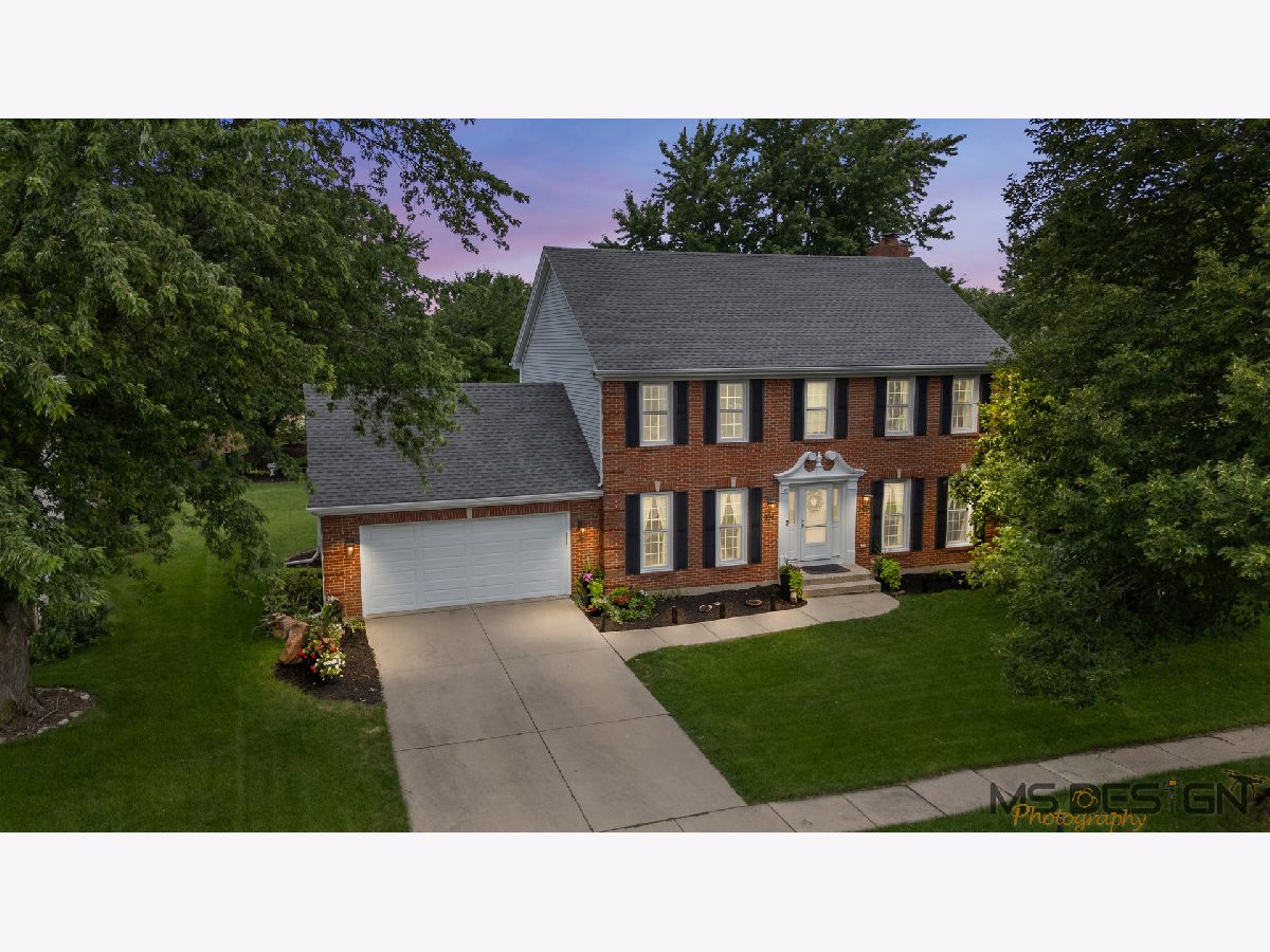 Homes & Townhomes & Condos Sold Foxpointe Sycamore Illinois, 905 Vaughn