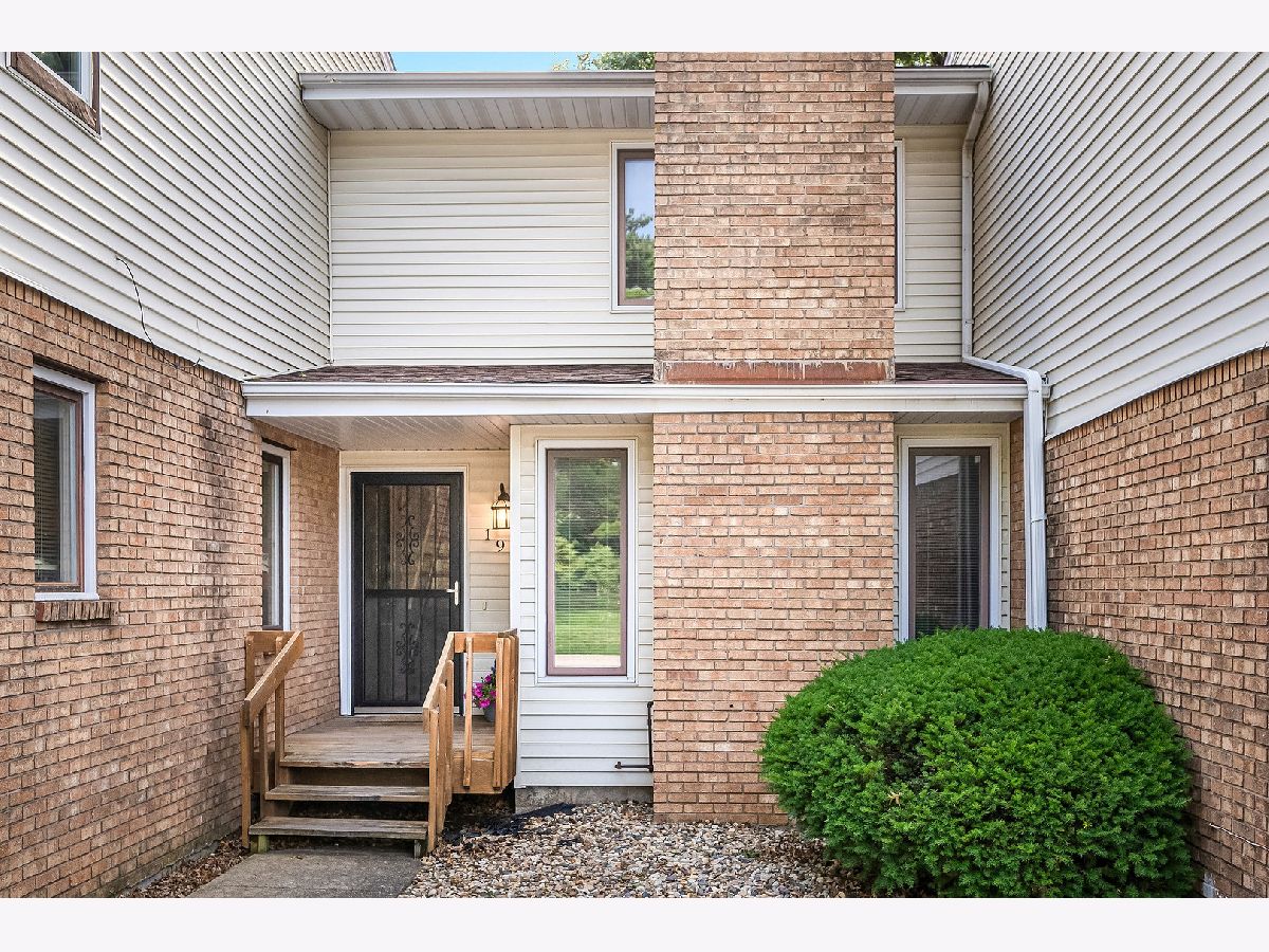 Condos & Townhomes & Homes Sold Lakeview Normal Illinois, 903 Linden