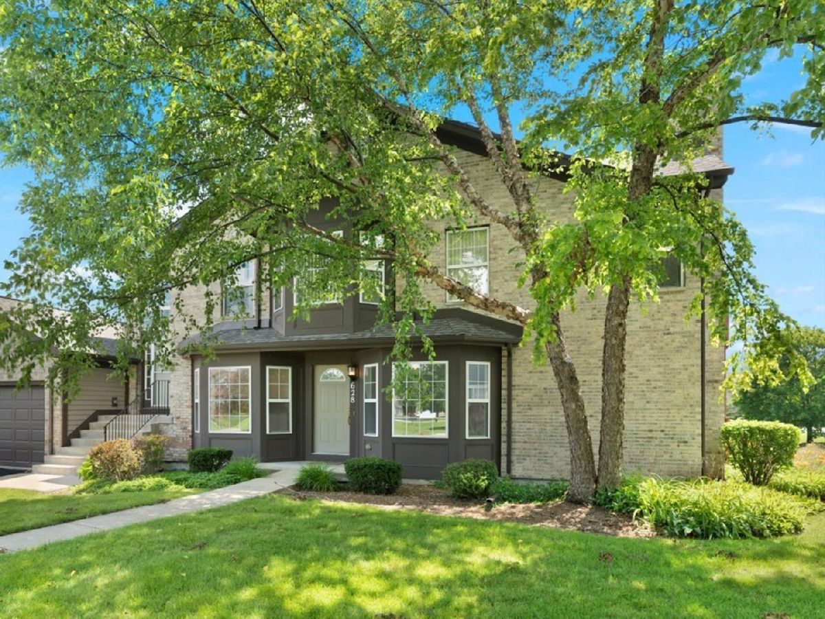 Townhomes & Condos Rented Kresswood Trails Mchenry Illinois, 628 Kresswood
