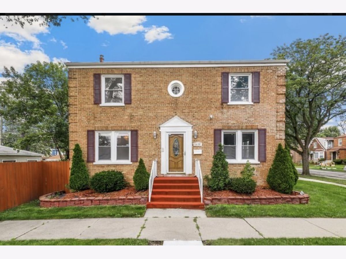 Rented Chicago Illinois, 8458 Constance