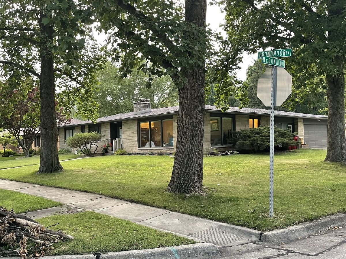 Homes Sold Park Terrace Champaign Illinois, 1008 Broadmoor
