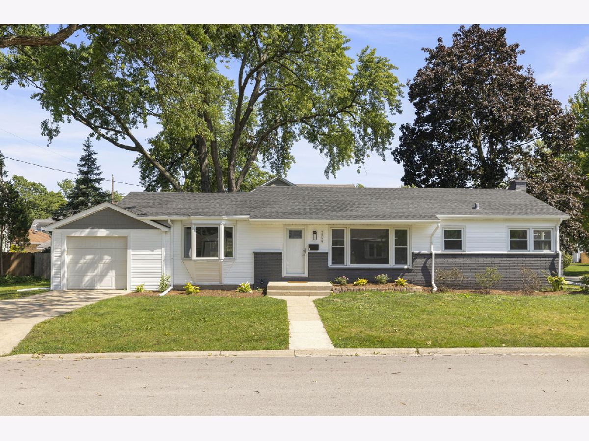 Homes Sold Naperville Heights Naperville Illinois, 209 12th