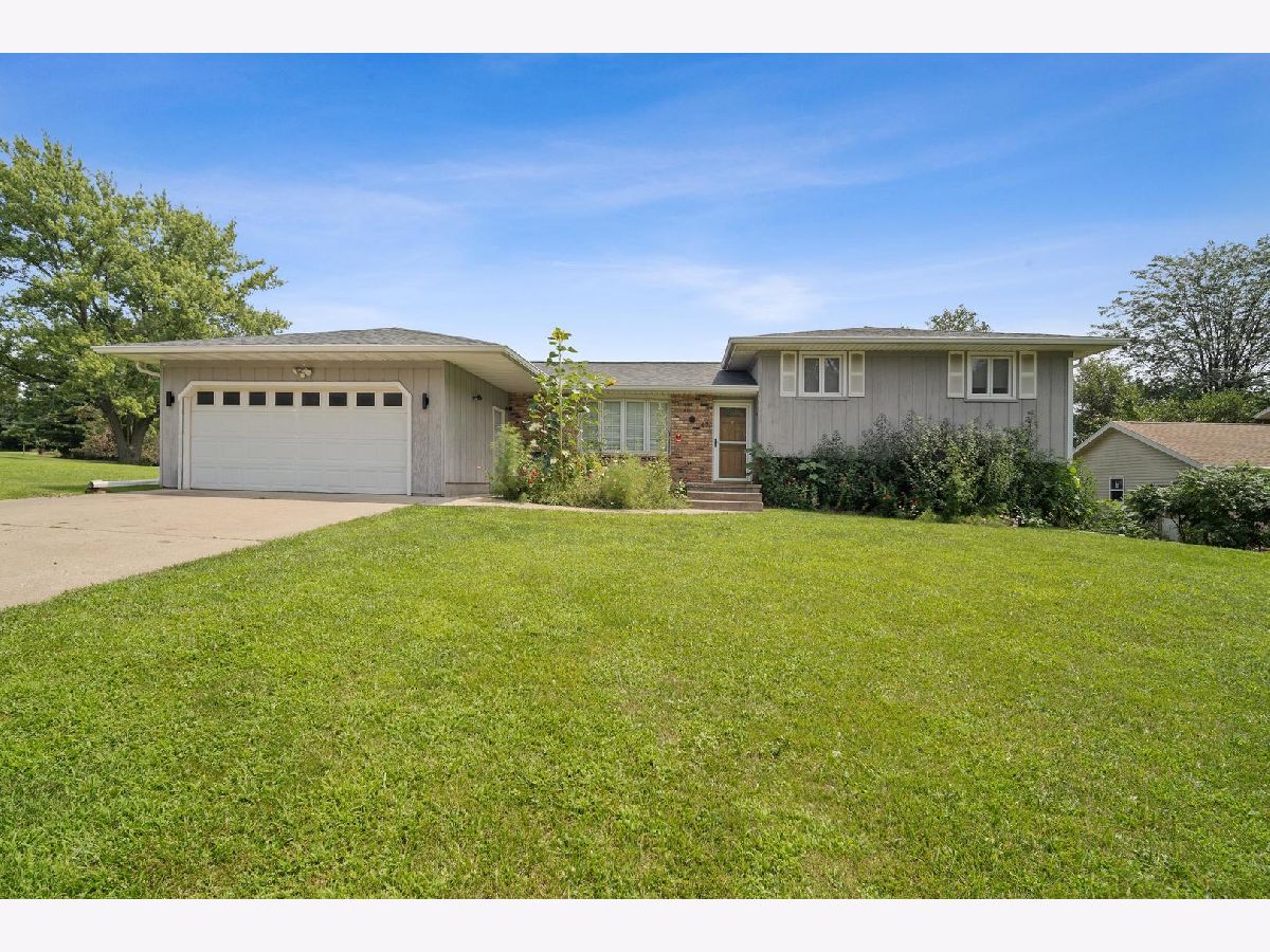  Sold Mackinaw Illinois, 17 Yorkshire