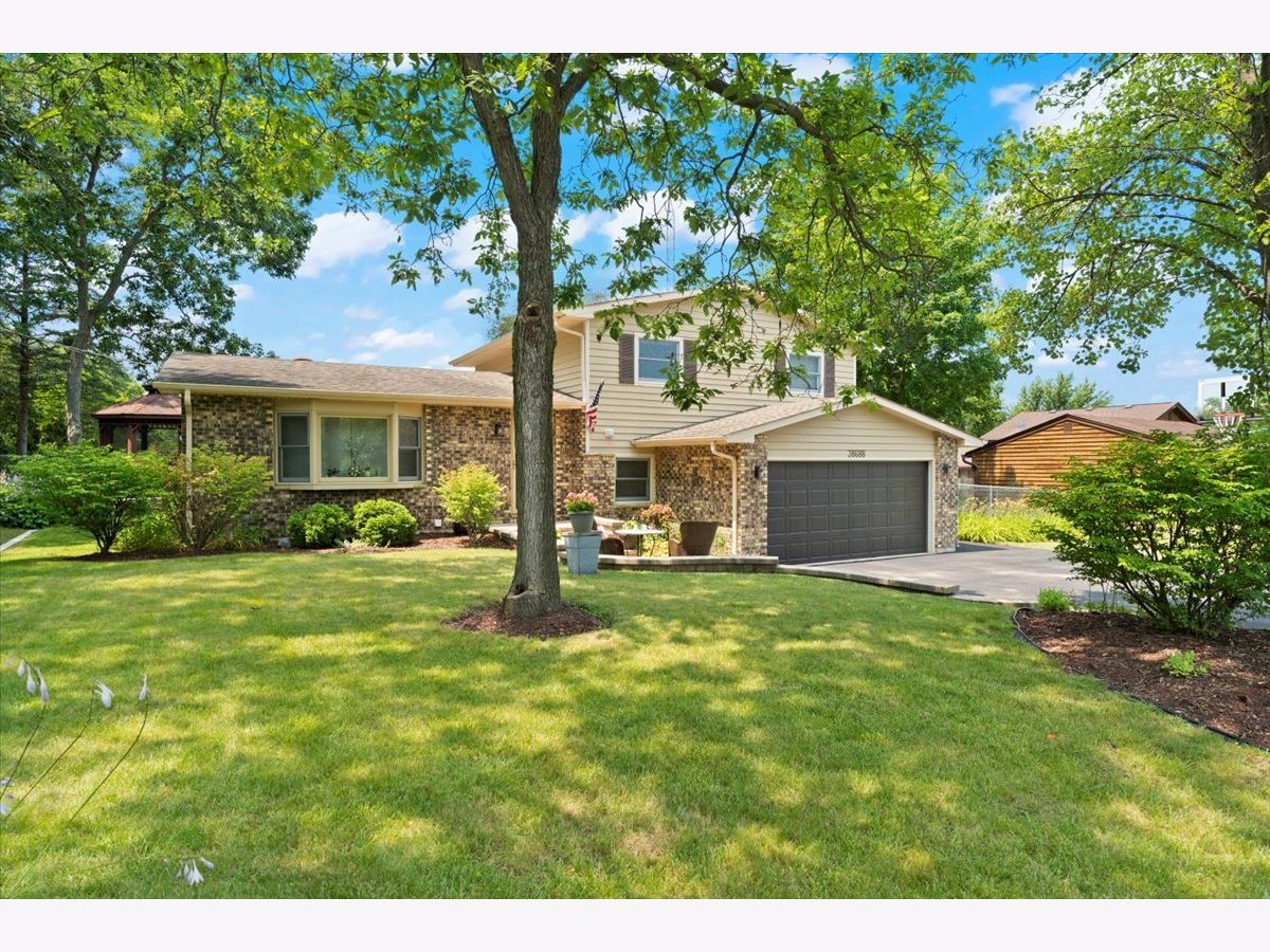 Homes Sold Bartletts Wadsworth Illinois, 38688 Magnolia