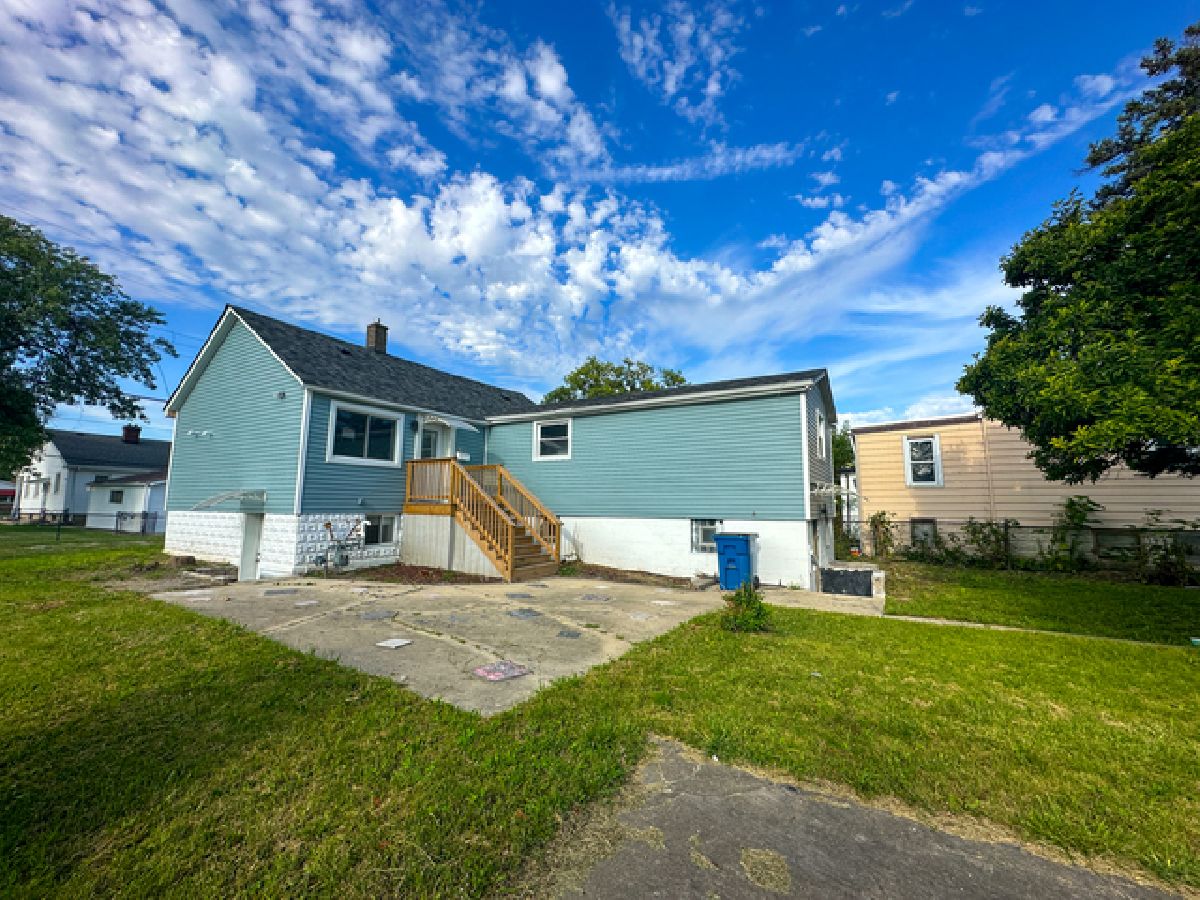  Rented Phoenix Illinois, 646 Frances