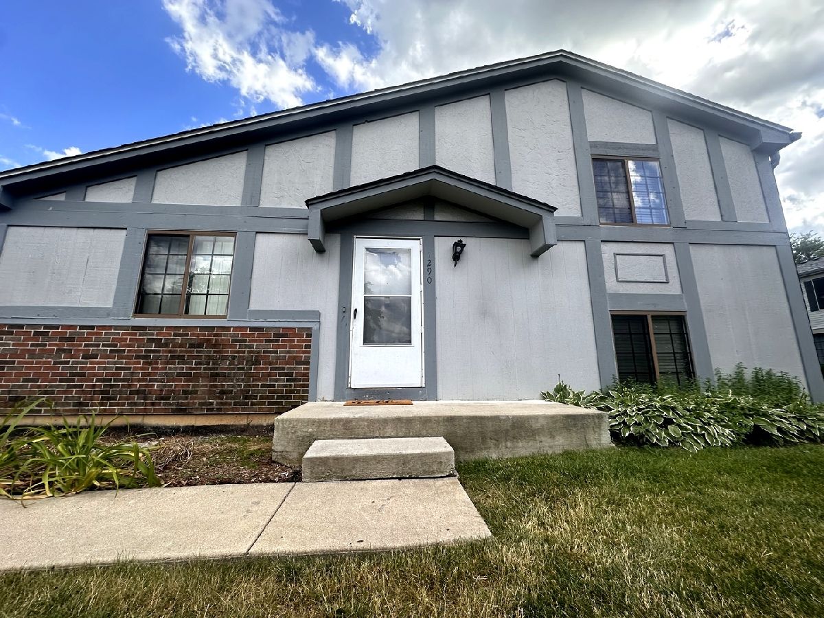 Townhomes & Condos Sold Inverrary West Palatine Illinois, 1290 Inverrary