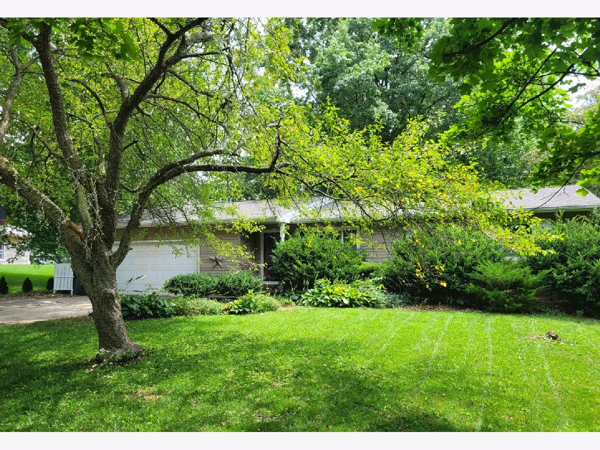 Homes & Condos & Townhomes Sold Timber View Mahomet Illinois, 1103 Frances