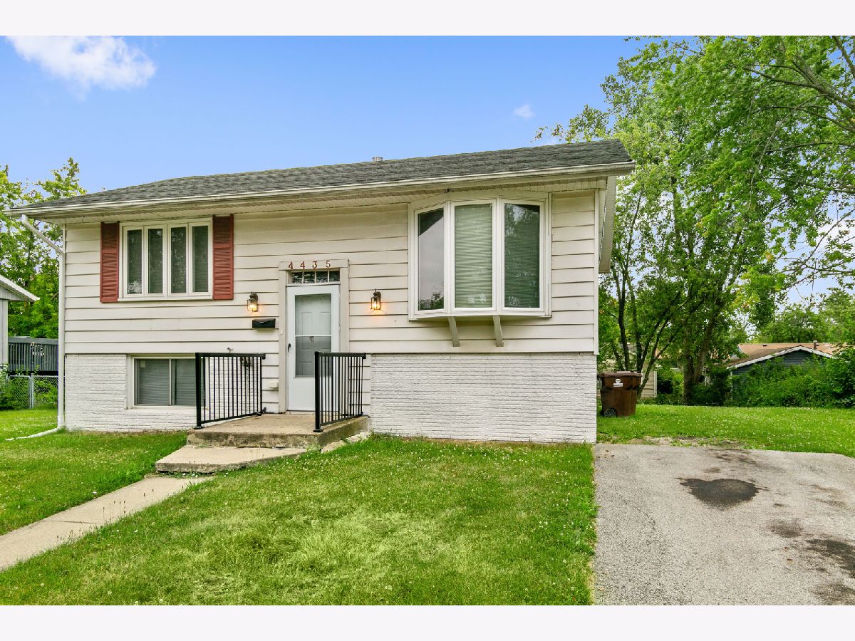  Rented Richton Park Illinois, 4435 Balmoral