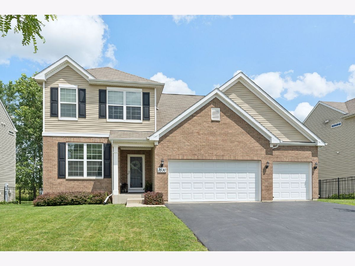 Homes Sold Winchester Glen Carpentersville Illinois, 3530 Crestwood