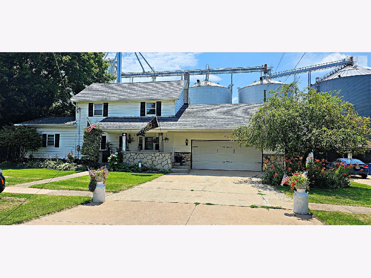  Sold Lostant Illinois, 415 4th