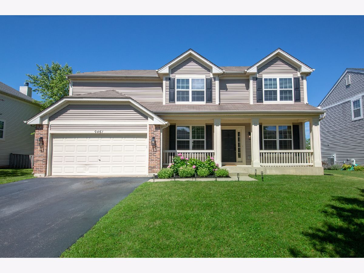 Homes & Townhomes & Condos Sold Covington Lakes Huntley Illinois, 9461 Welsh
