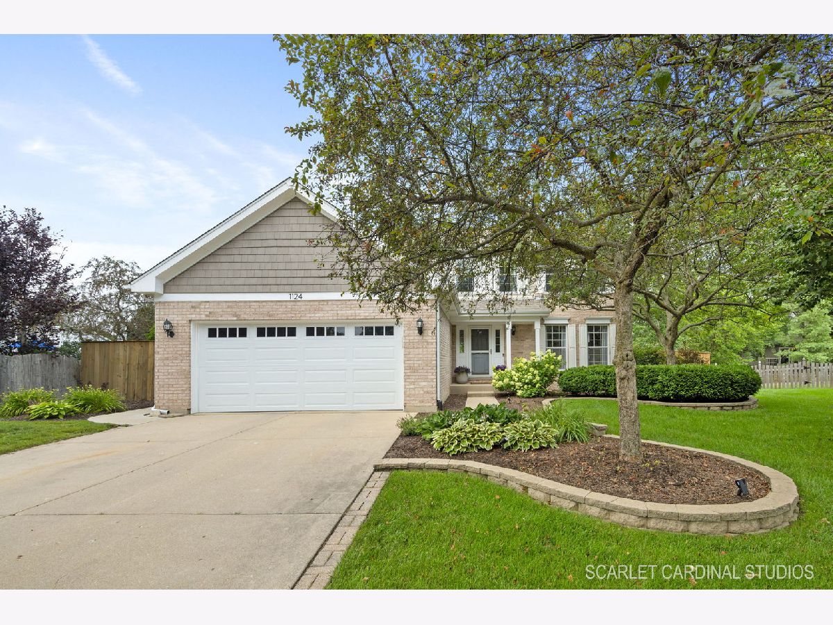 Homes Sold Lakewood Crossing Naperville Illinois, 1124 Hannah
