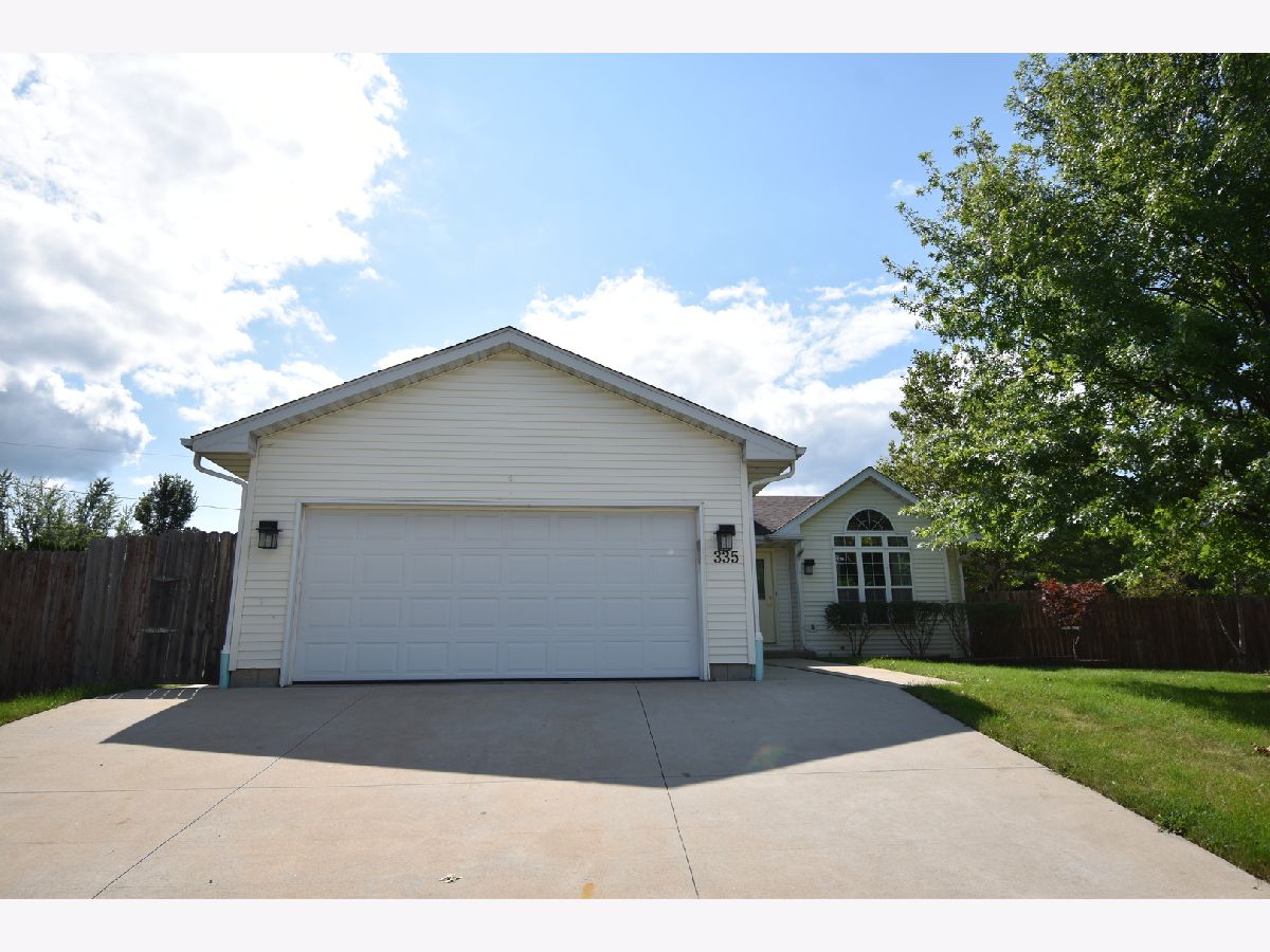  Rented Belvidere Illinois, 335 Channing