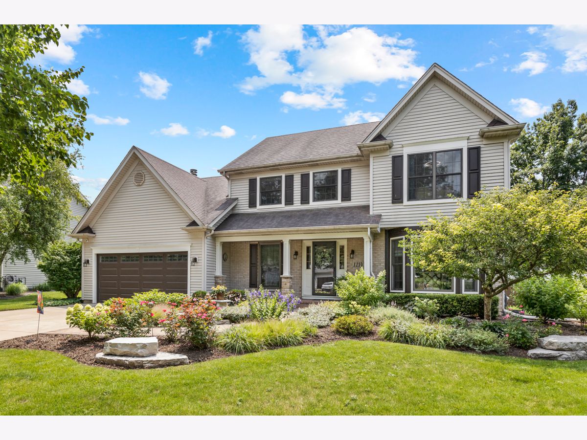 Homes Sold Stonefield Batavia Illinois, 1214 Bradford