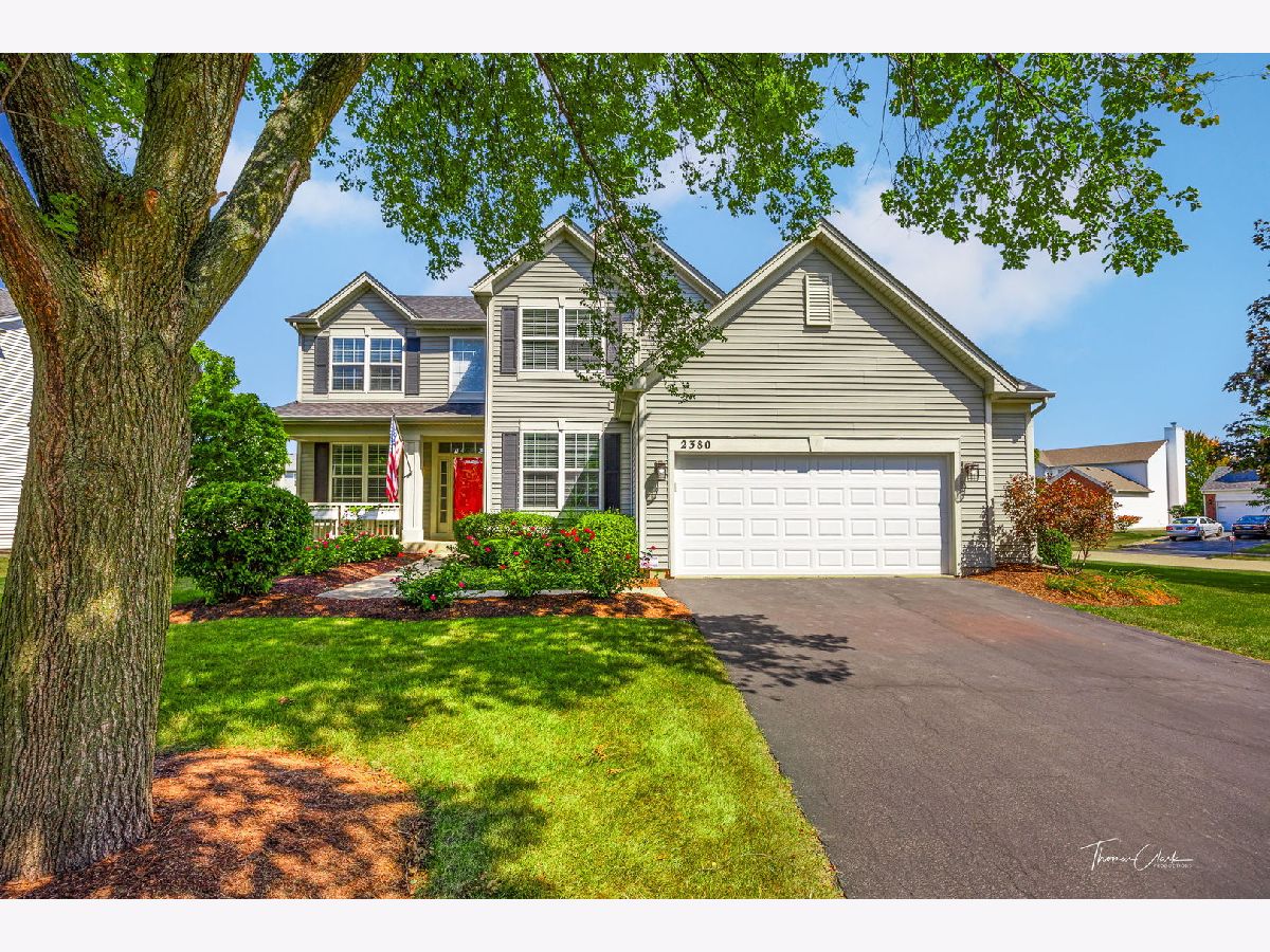 Homes & Townhomes & Condos Sold Amber Fields Aurora Illinois, 2380 Shadow Hills