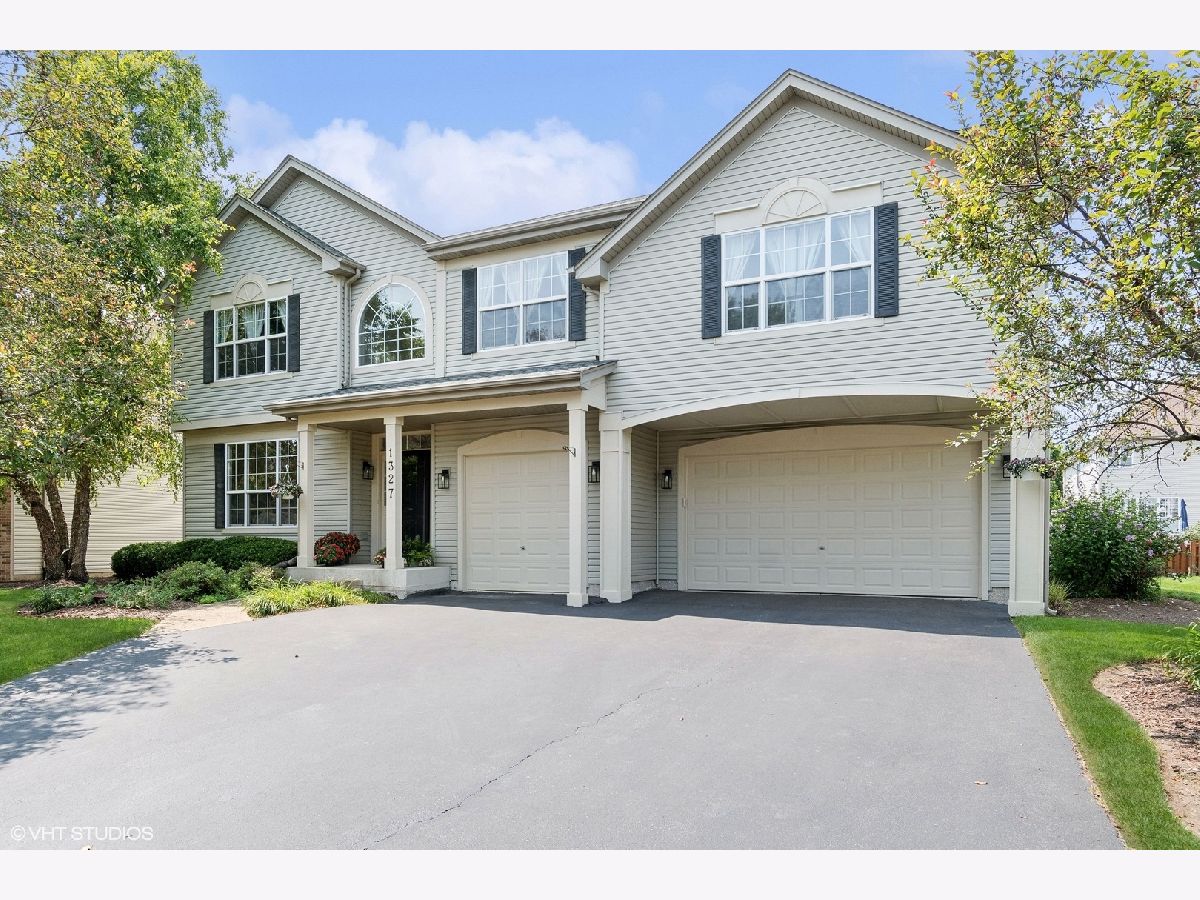 Homes Sold Foxridge Farms Bolingbrook Illinois, 1327 Alexander