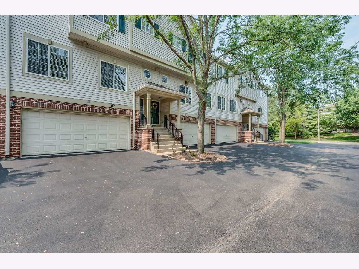 Townhomes & Condos Sold Southwicke Streamwood Illinois, 67 Monarch