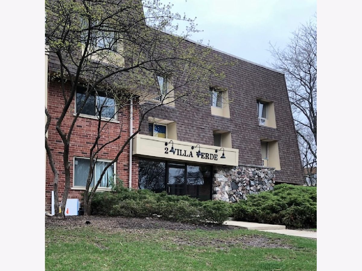 Condominiums Rented Villa Verde Buffalo Grove Illinois, 2 Villa Verde